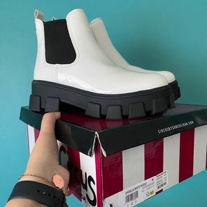 Circus by Sam Edelman Chelsea Boot Never Worn